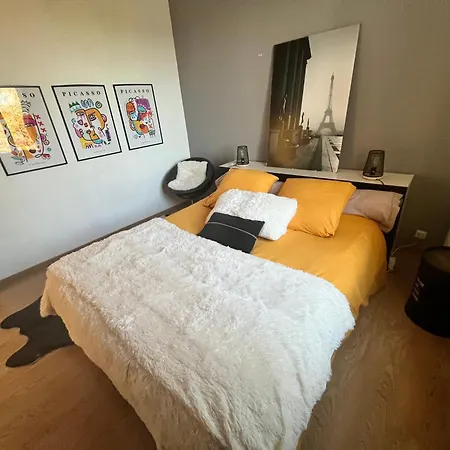 A La Fontaine Bed & Breakfast *
